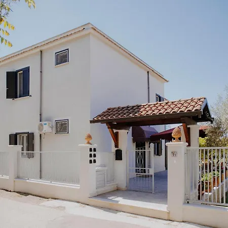 Le Vie Di Feronia Terracina